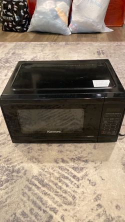 Kenmore Black Countertop Microwave