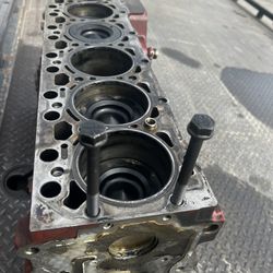 Cummins 6.7L ISB Motor 2013-2018 (May Fit Others) Needs To Be Rebuilt 