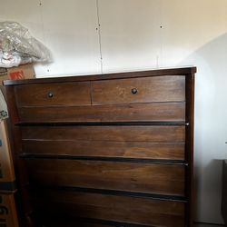 Vintage 60s American of Martinsville chest of drawers. Purchased in the 1960s. Read description.