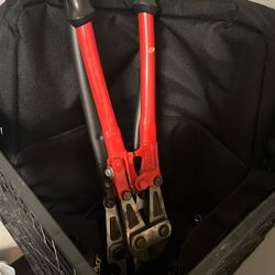 2 Bolt Cutters 