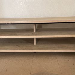 Tv Stand $25 19’h x 55’w