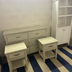 Queen Size Bedset w/ Mattress $200