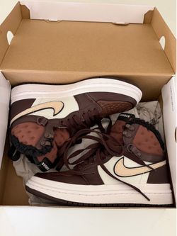 Air Jordan 1 Acclimate Women’s Shoe Style DC7723-200 Size 6 NEW
