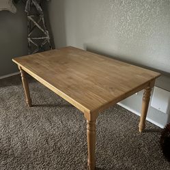 Dining Room Table 