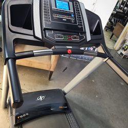 Nordictrack T 6.5 model Treadmill- 10% incline 10mph Max speed 