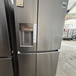 Frigidaire Refrigerator 