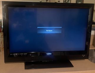 37.5 Vizio TV