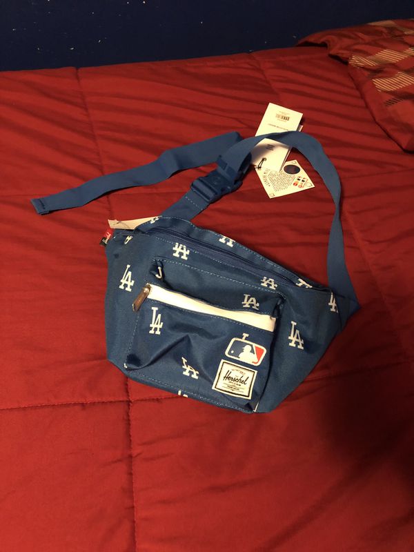 Dodgers X Hershel fanny pack. for Sale in Los Angeles, CA - OfferUp