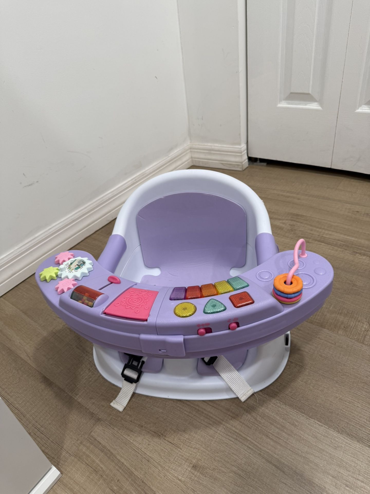 Infantino Music & Lights 3 en 1 Discovery Seat & Booster