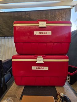 vintage  1980s 80s igloo cooler ice chest