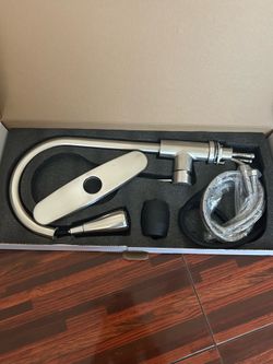 single-handle pull-down kitchen faucet