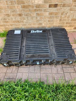 Skyline stratus box