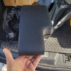 Blk Center Console