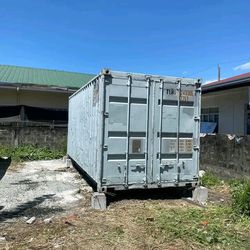 Used 20ft Shipping Container Available in West Virginia