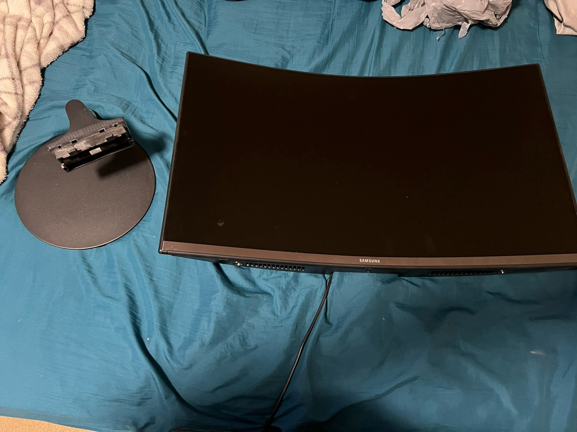 Samsung Curved Monitor