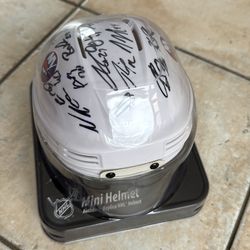 NY Islanders Team autograph mini helmet
