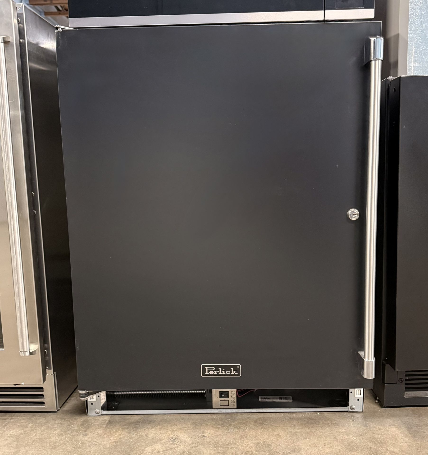 Perlick 24” Black ADA Compliant Single Door Undercounter Beverage Center