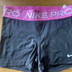 Nike Pros Womens Size M 3” Inseam Black/Pink