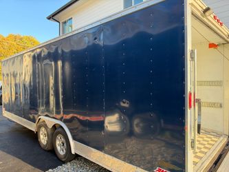 8.5 x 24 enclosed trailer