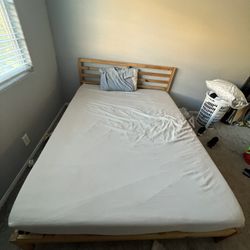 Queen Size Bed 