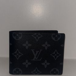 LV  high quality R