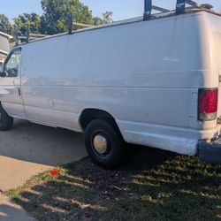 2002 Ford E-350