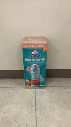 MARGARITAVILLE MAUI ON-THE-GO FROZEN CONCOCTION MAKER.