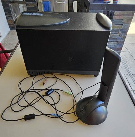 Altec Lansing ATP3 Multimedia Computer Subwoofer & Surround Speakers