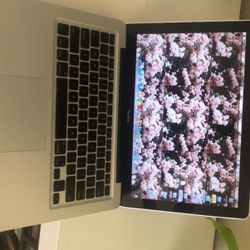 MacBook Pro A1278(read Description )130 o.b.o