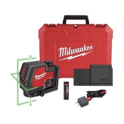 Milwaukee Rechargeable Plum Point Láser