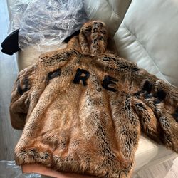 Supreme Reverse Jacket Large 