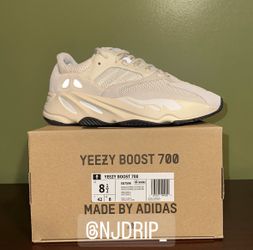 Yeezy Boost 700 Analog   Size 8.5