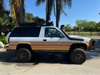 1999 Chevy Restored With Original Parts New rebuilt Engine  Recent Professional Upgrades 30K+ in receipts from Burbank off-road shop 	•	Brand-new Vort
