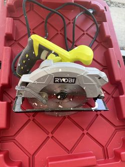 RYOBI 7-1/4" Corded Circular Saw with Laser Guide