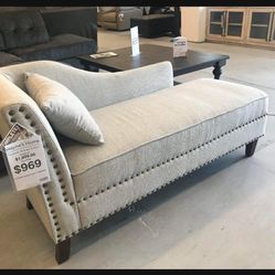 ⭐️ Beige Stillwater Chaise 💥 Brand New 💯 Fastest Delivery 🚚 