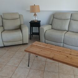 Recliner sofa chair