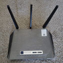 NETGEAR Nighthawk WiFi Router AC1900 (R7000) 