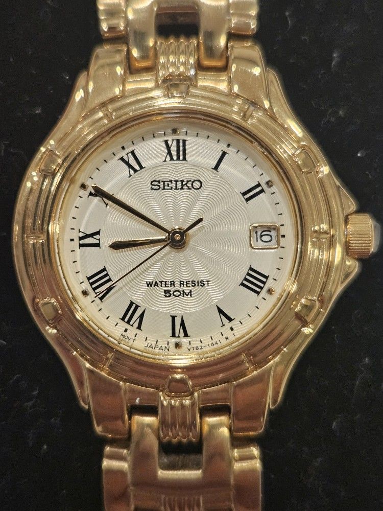 LADIES SEIKO GOLD TONE WATCH