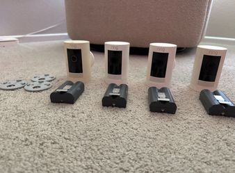 4x Ring Outdoor Cams (Stick Up Cam)