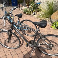 Giant bicycles 100$ Each 180$ For Both