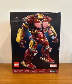 LEGO 76210 Hulkbuster **Brand New**