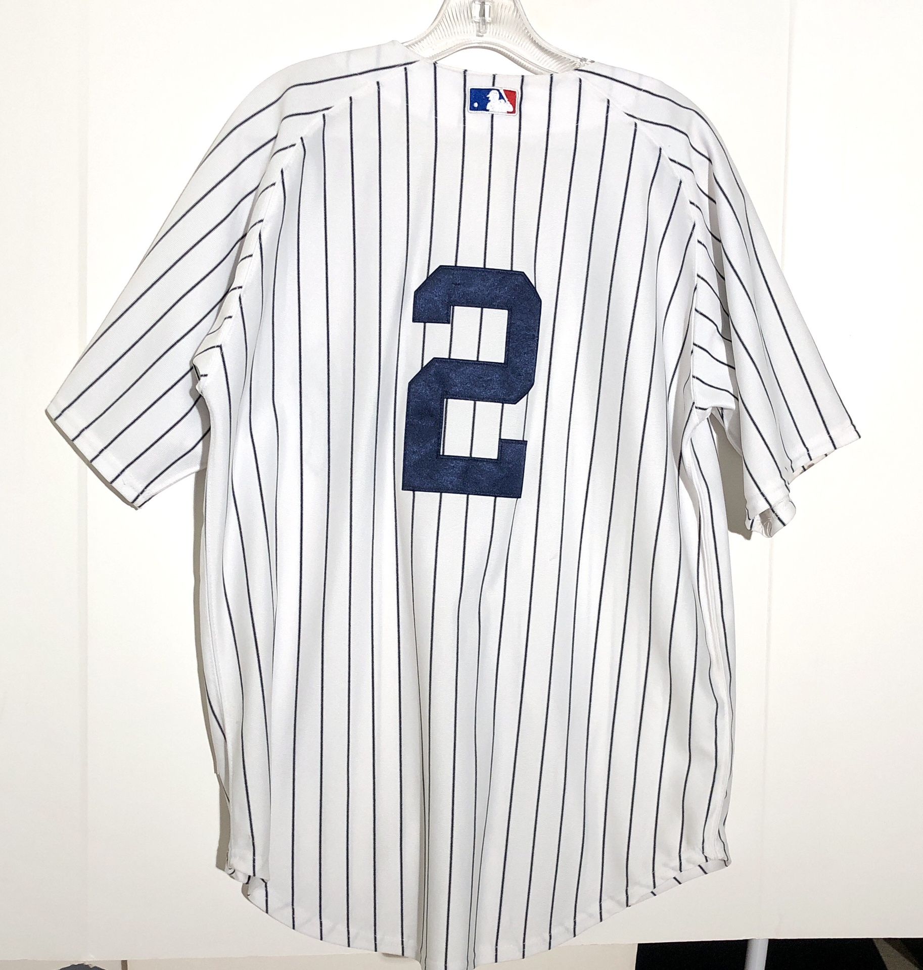 Majestic Navy and White Pinstripe MLB authentic baseball Jersey size 48 Yankees New York #2 Jeter