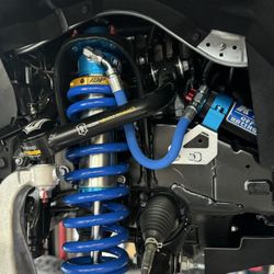 TOYOTA TUNDRA 22+ KING SHOCKS 3.0 IN STOCK 3100$ FRONT PAIR! ONLY PAYMENT PLANS AVAILABLE 