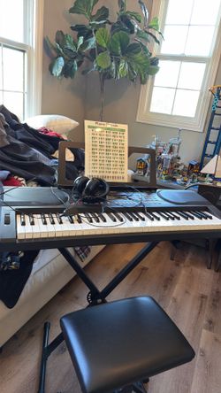 Electric Keyboard - RIF 6 300 tone