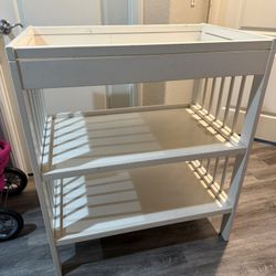 Changing Table & Silicone Pad  