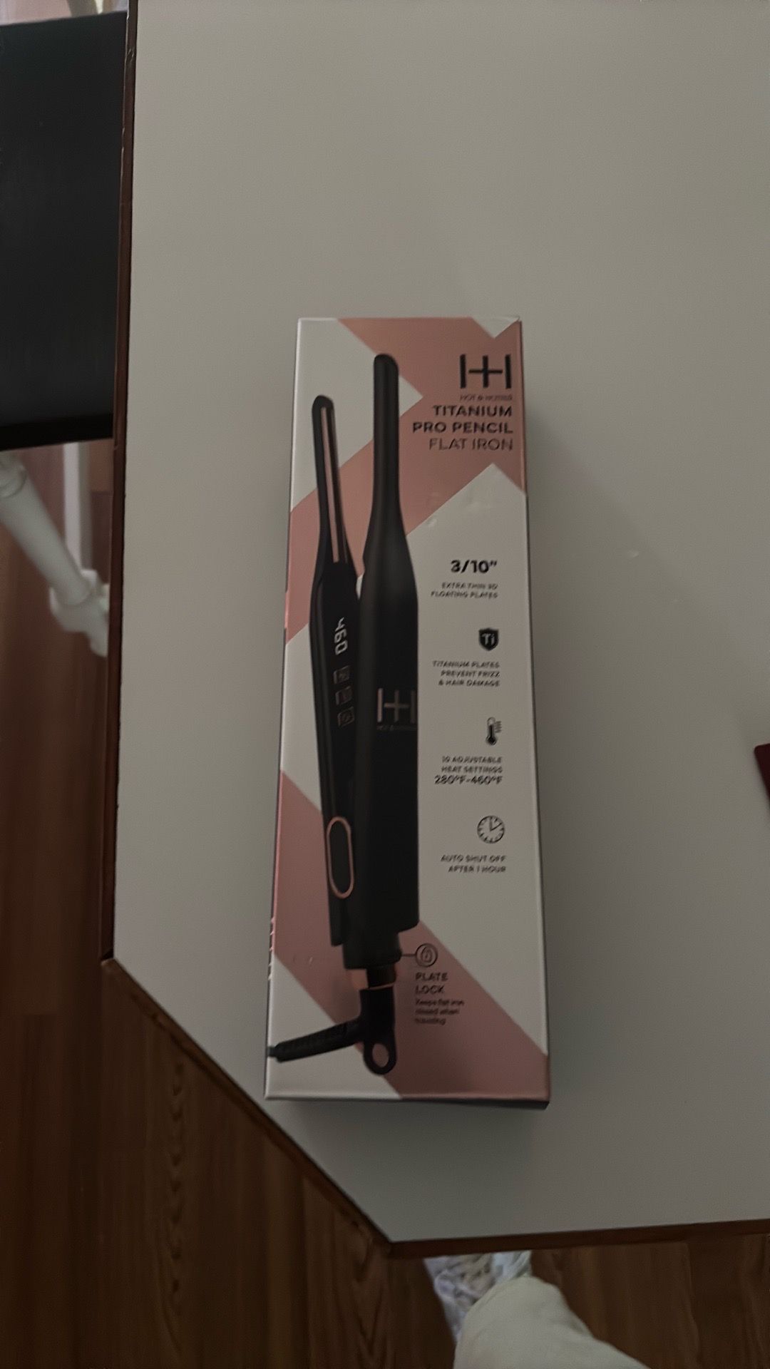 Hair straightener