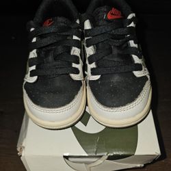 Jordan 1 Low Travis Scott Olive 