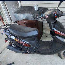 2021 Boom Scooter