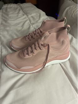 Lululemon Chargefeel Women’s Sports Shoe Size 8.5