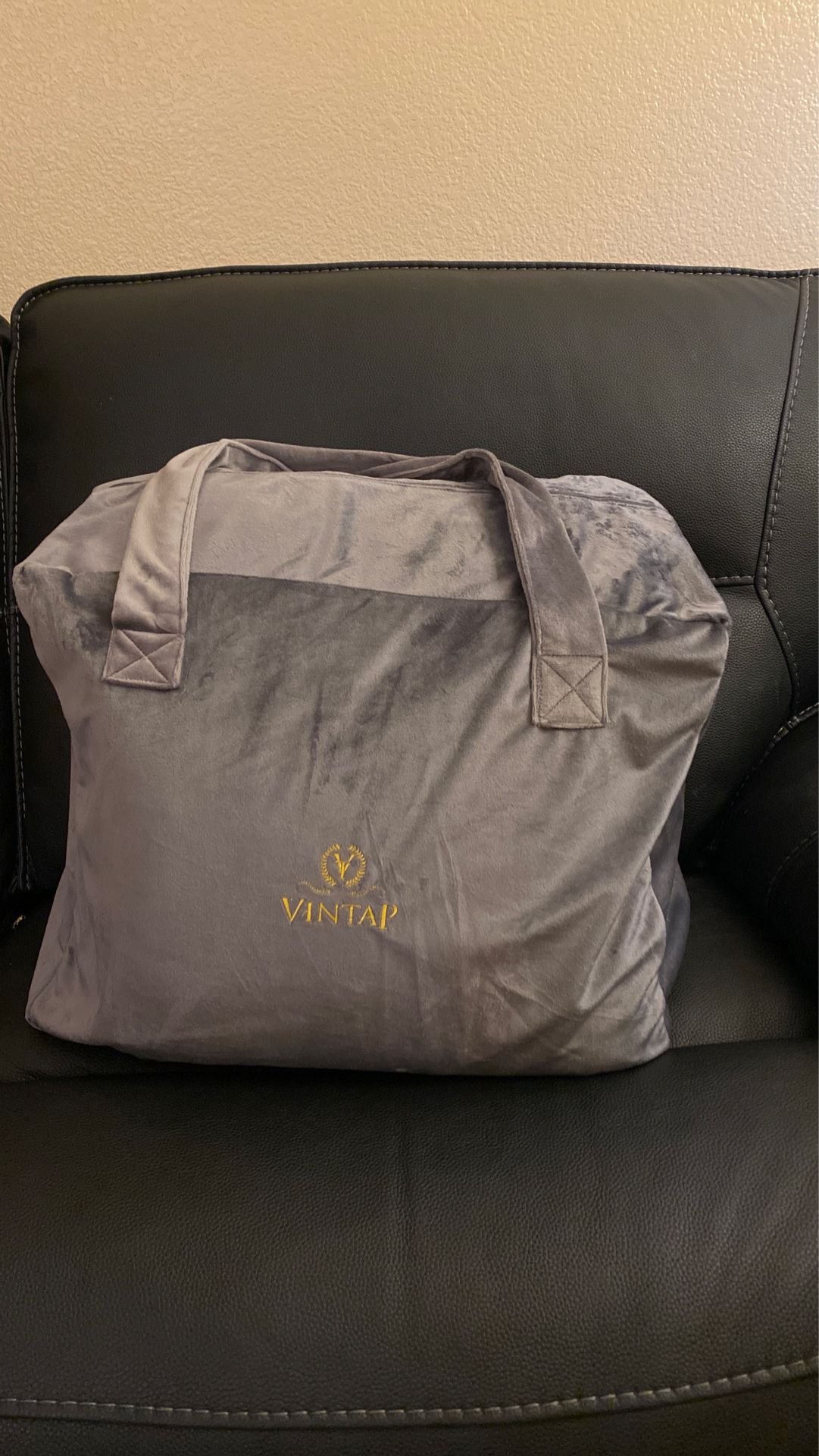 BRAND NEW Vintap Premium Cooling Weighted Blanket Queen Size 60x80 |15 LBS Weight | Bonus Minky Duvet, 2 Bamboo Pillowcases & Soft Minky Handbag